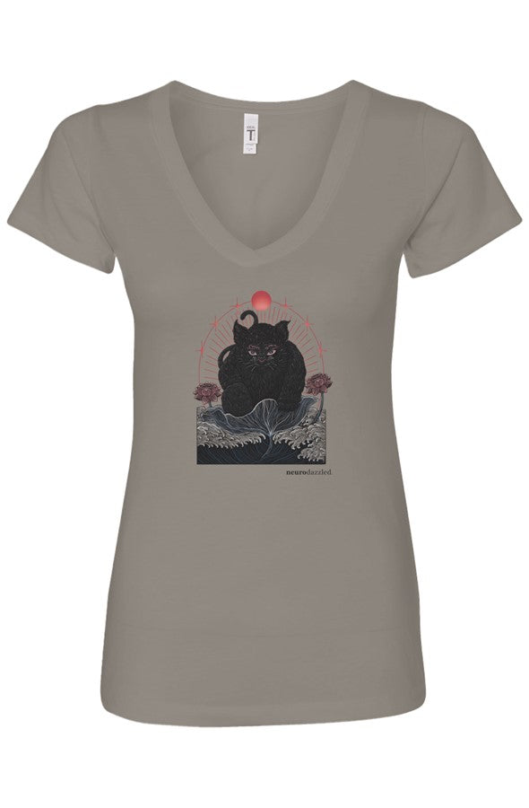 NOKIRUMI — Fitted V-Neck T-Shirt — Front Print